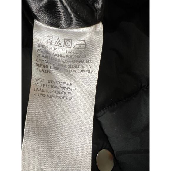 COPY - QVC Susan Graver Regular Water Resistant Quilted Coat with Hood NWT BLAC… - Picture 5 of 7